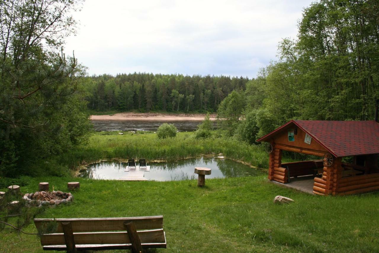 Nature Retreat "Upes Dizvietas" Krasław Zewnętrze zdjęcie